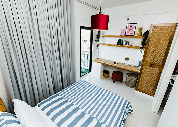 Resort-style Condo, Near Airport, Pool, Fast Wifi, Netflix&disney