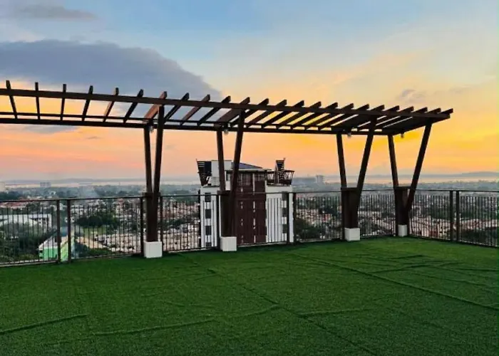 Resort-style Condo, Near Airport, Pool, Fast Wifi, Netflix&disney *