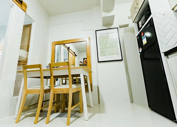 Resort-style Condo, Near Airport, Pool, Fast Wifi, Netflix&disney Apartamento *